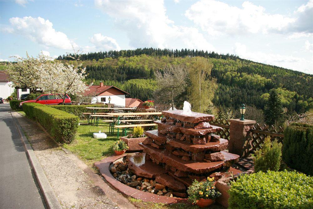 Hotel Zum Weissen Lamm à Rothenberg Extérieur photo